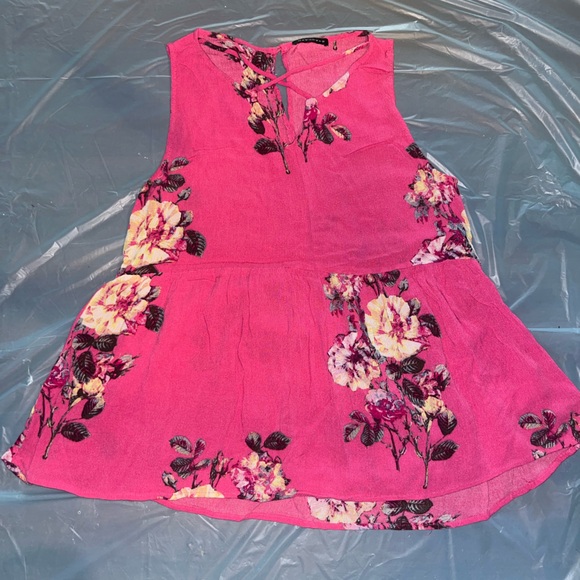 Staccato Tops - Pink Floral Peplum top